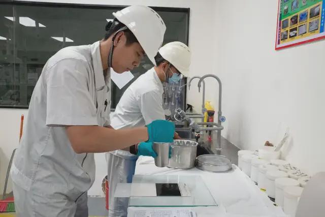 油漆大油什么意思__泰国油漆大王