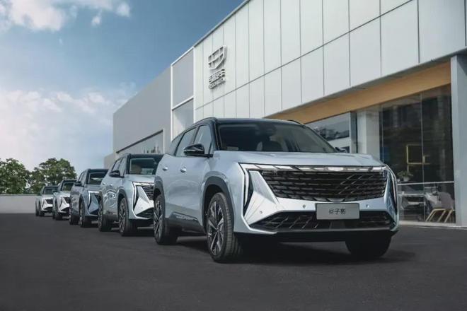 _李书福坚守油车，12个月狂卖130万辆_李书福坚守油车，12个月狂卖130万辆