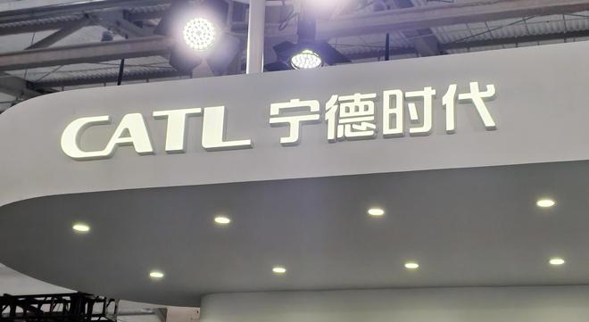 减持下跌__减持股票走势