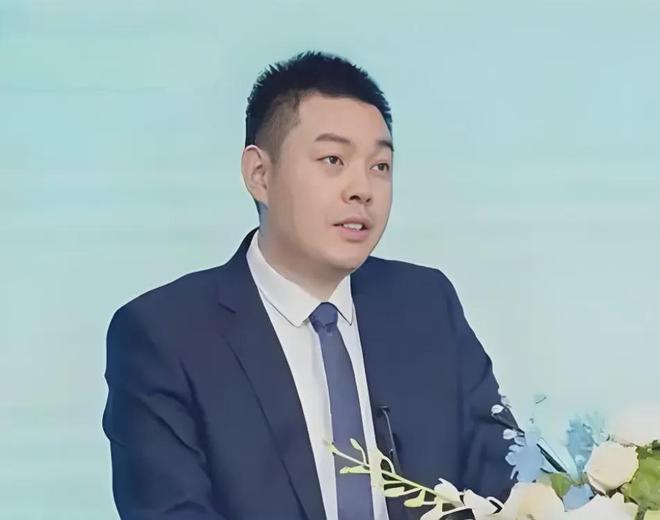 山东省府最新任命，白雨石为恒丰银行董事