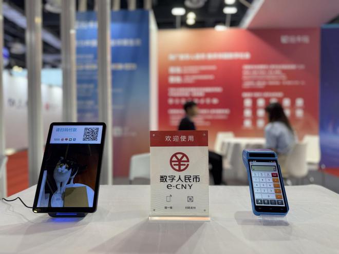 _应用助力app_游族网络亮相德国科隆展