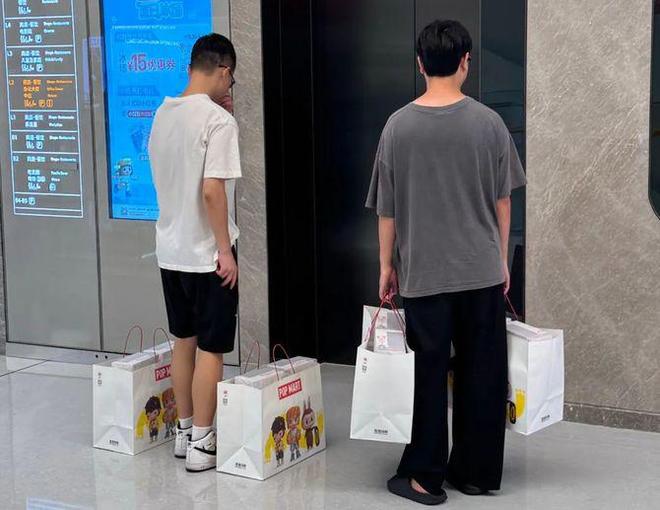泡泡玛特牛牛牧场_长沙有泡泡玛特吗_