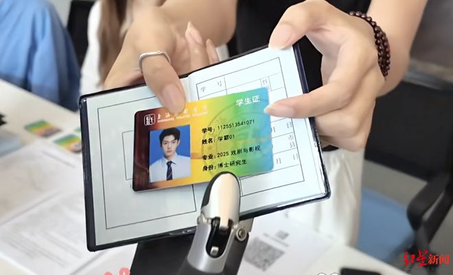 聊到学霸男神__学霸的戏精男友txt百度云