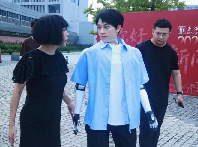 _聊到学霸男神_学霸的戏精男友txt百度云