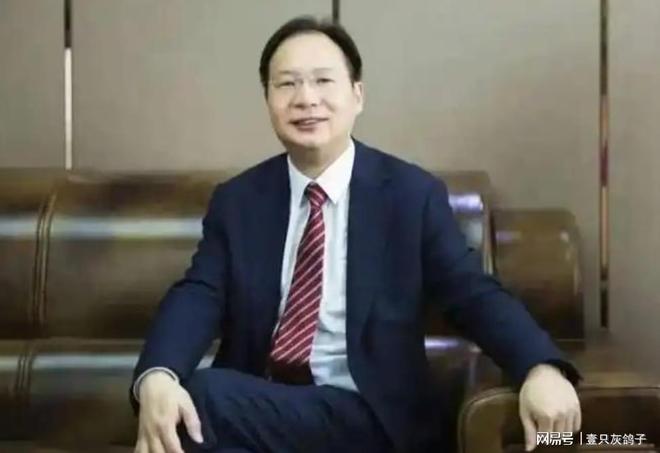 _尘埃落定！全部划归国资！许家印的“御用包工头”被掏空家底_尘埃落定！全部划归国资！许家印的“御用包工头”被掏空家底