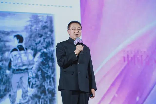 木兰之夜：以无畏姿态，绽放时代光芒_木兰之夜：以无畏姿态，绽放时代光芒_