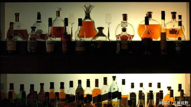 白酒公司高管集体大降薪，白酒企业这是怎么了？