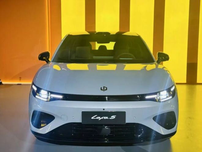 提前1个半月完成50万目标，零跑明年要冲百万年销