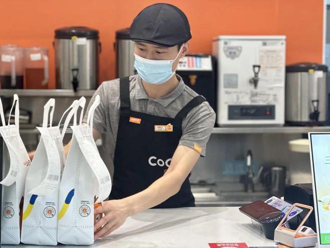 月入35万 ！创业者开始“争抢”28年老品牌_月入35万 ！创业者开始“争抢”28年老品牌_