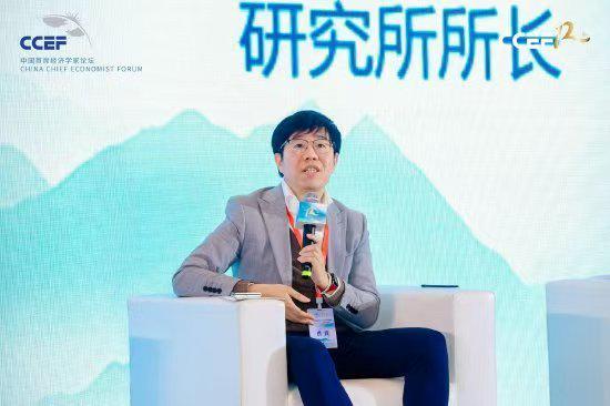 薛鹤翔：财政加码护航经济回升