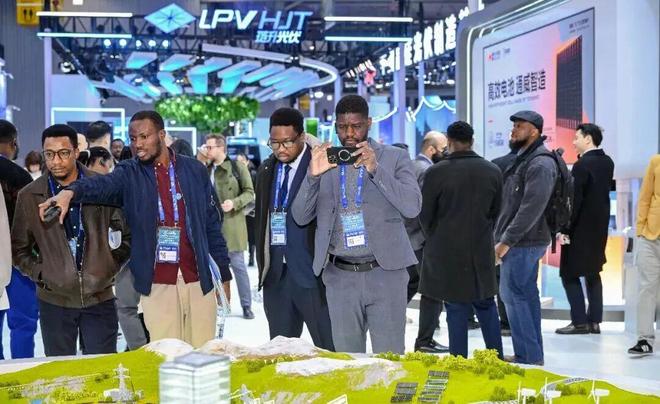 光伏行业储能行业前十大公司_光伏储能产业链_