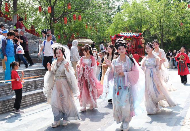 五一机票预订火爆_五一机票预订量已超2019_