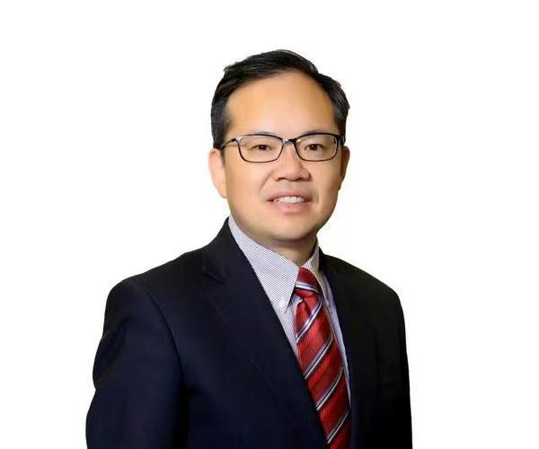 鲁政委：裂变与重构——“十五五”时期国际形势展望