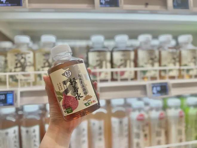 “一天8杯水”，变成百亿大生意_“一天8杯水”，变成百亿大生意_