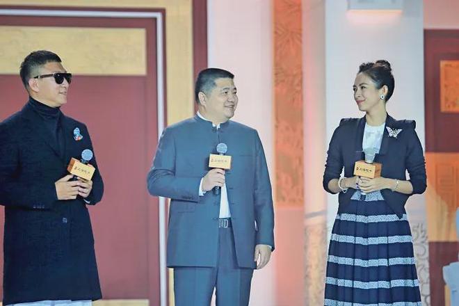 _深夜重磅！中国豪宅教父，涉嫌违法被留置_深夜重磅！中国豪宅教父，涉嫌违法被留置