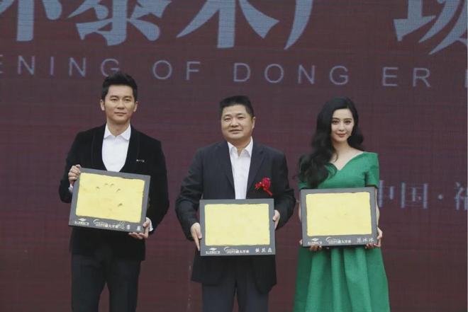 深夜重磅！中国豪宅教父，涉嫌违法被留置_深夜重磅！中国豪宅教父，涉嫌违法被留置_