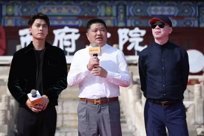 _深夜重磅！中国豪宅教父，涉嫌违法被留置_深夜重磅！中国豪宅教父，涉嫌违法被留置