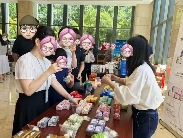 _广东小伙子_在1688拿货到速卖通卖