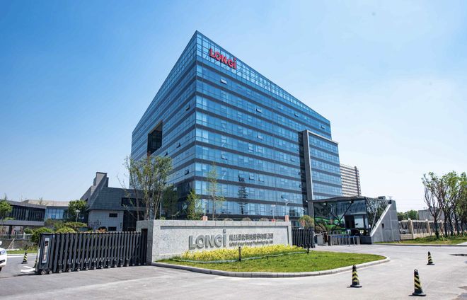 “豪赌”储能！1400亿光伏巨头，全面突围