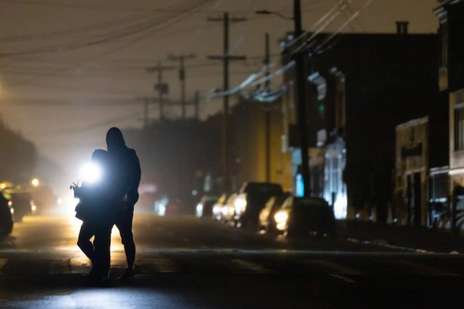 特斯拉旧金山_旧金山特斯拉总部位置_