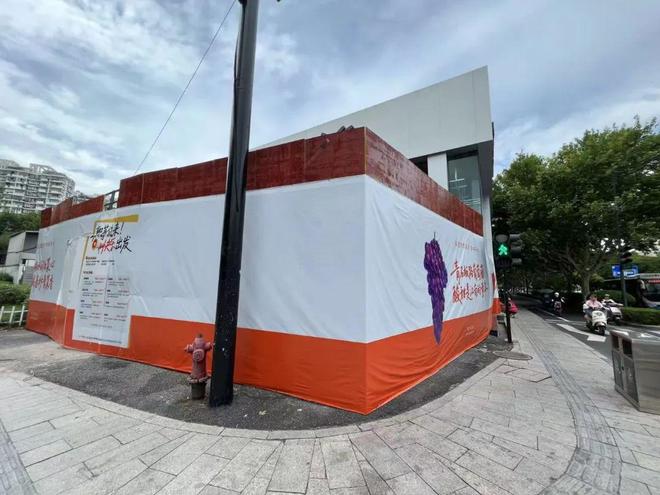 美团快乐猴首店：“避开”盒马NB，距离大润发400米_美团快乐猴首店：“避开”盒马NB，距离大润发400米_