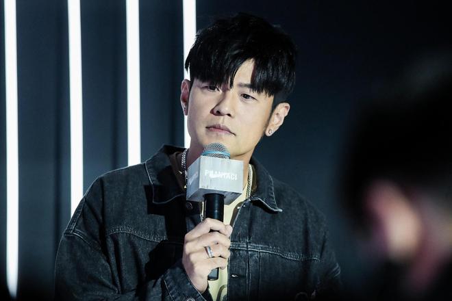周杰伦公开喊话昔日好友，疑因超2300万元金钱纠纷反目，涉加密货币投资