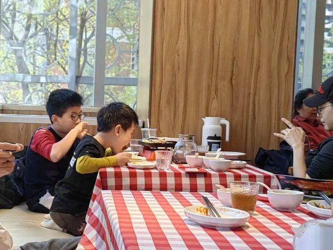 _沉默是反击_西贝,沉默与反击