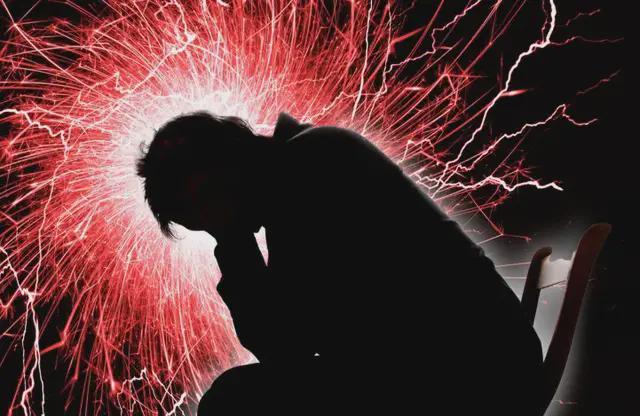 _沪深交易所连惩IPO带病疑案 元丰电控、飞潮新材上市铩羽之谜遭揭_沪深交易所连惩IPO带病疑案 元丰电控、飞潮新材上市铩羽之谜遭揭