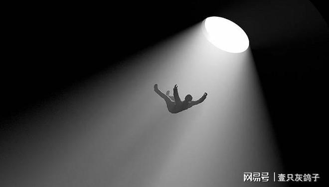 惊天大雷！强制退市！9万散户成“冤大头”，幕后黑手竟是他们_惊天大雷！强制退市！9万散户成“冤大头”，幕后黑手竟是他们_