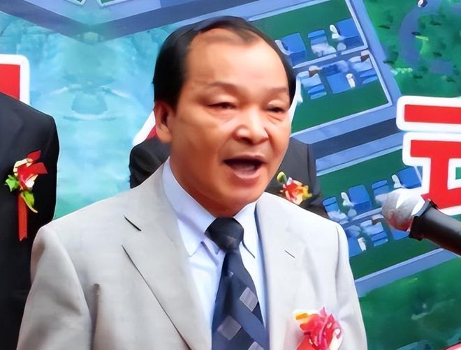 欠债2亿不还，73岁稀土大王被踢出港股董事会！父子双双败光家产_欠债2亿不还，73岁稀土大王被踢出港股董事会！父子双双败光家产_