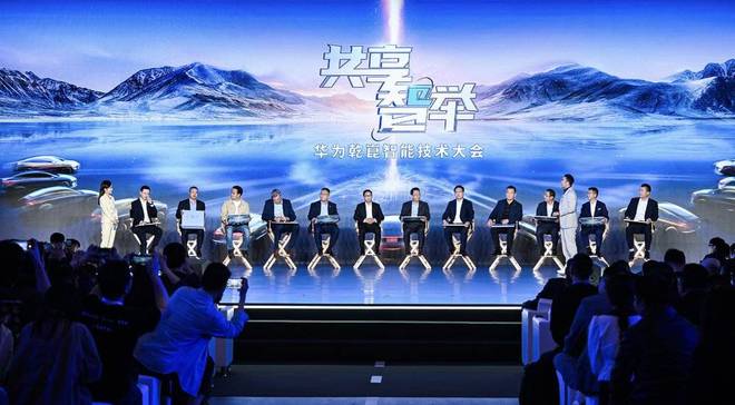智驾乱象，如何破局？_智驾乱象，如何破局？_