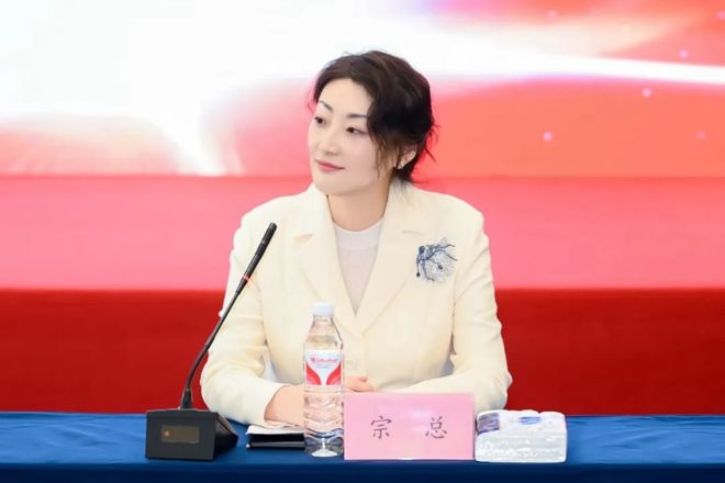 _二代接班，续命还是送终？_二代接班，续命还是送终？