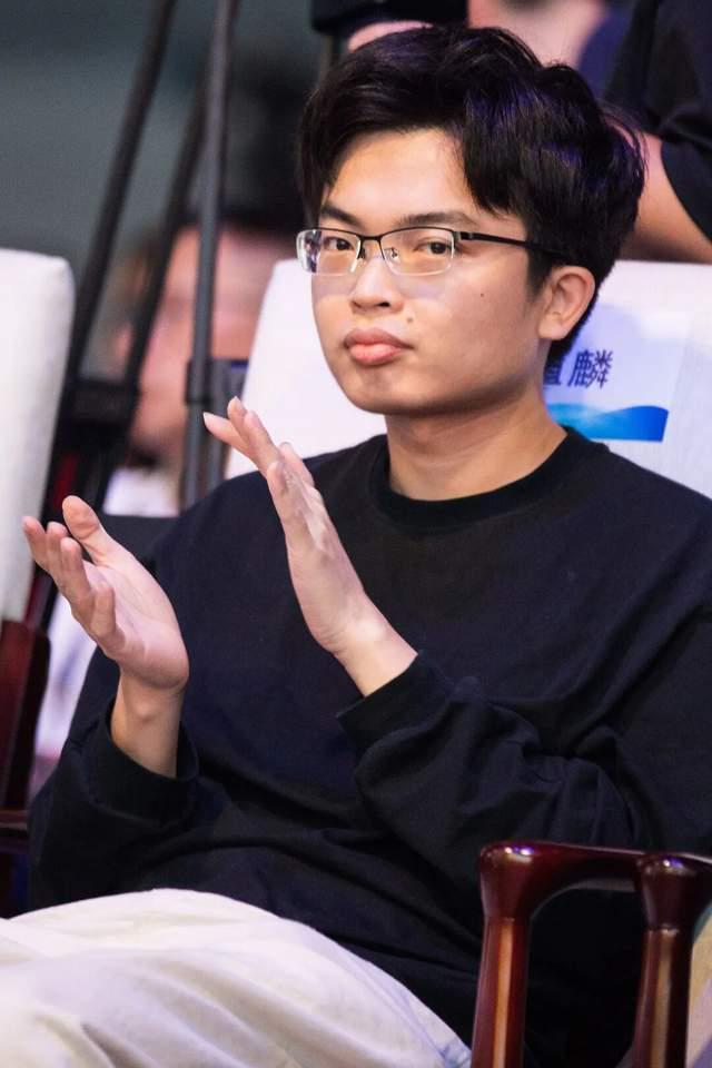 _杨植麟走出雪山了吗?_杨植麟走出雪山了吗?