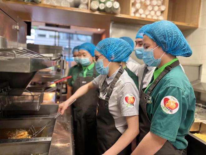 _长春星巴克长百店几点闭店_闭关修炼回炉重造是什么意思