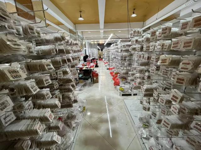 江苏小伙踩中风口，做这个年销5000万，如今当上“甩手掌柜”__江苏小伙踩中风口，做这个年销5000万，如今当上“甩手掌柜”