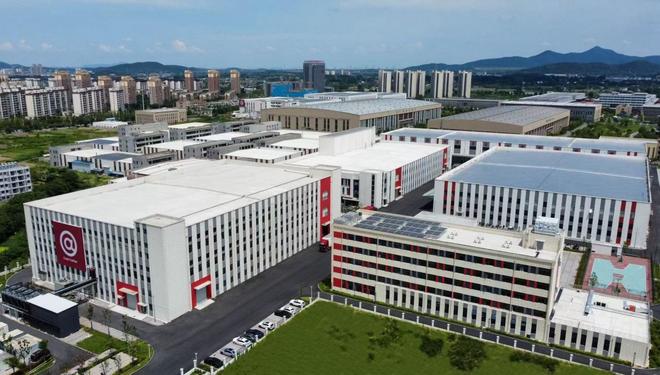 嘉兴良库咖啡__圣人无常师以百姓心为心