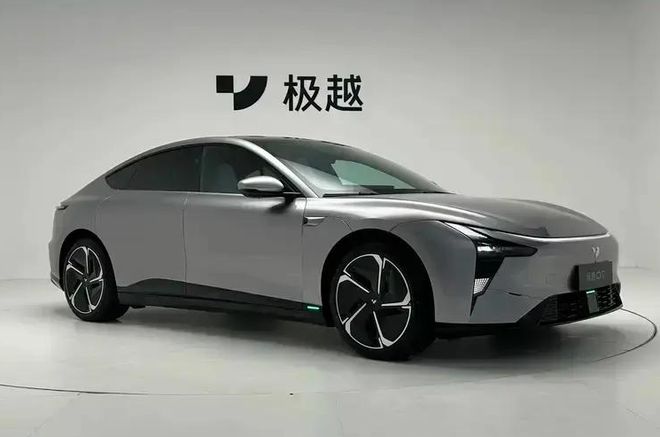 _旗下公司被执行超8000万元，极越汽车能否极限回归？_旗下公司被执行超8000万元，极越汽车能否极限回归？
