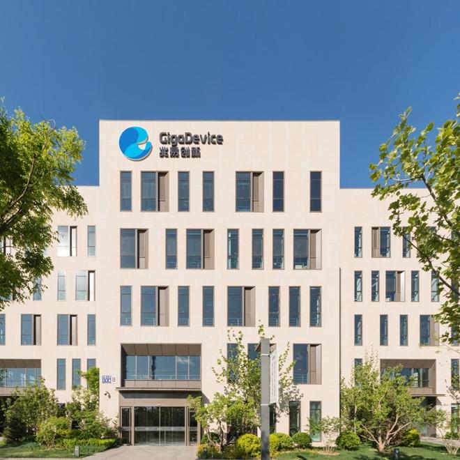 1600亿“存储芯片”龙头，历史新高，彻底爆了！