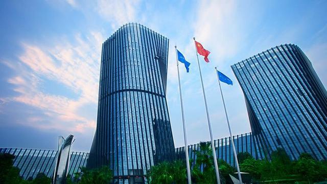 美的副总裁伏拥军辞职,3年薪酬3200万元__美的副总裁伏拥军辞职,3年薪酬3200万元