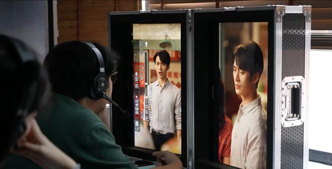 被扇脸巴掌_月野兔变身扇巴掌gif_