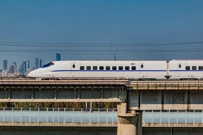 _京沪高铁技术方案争论_京沪高铁模式