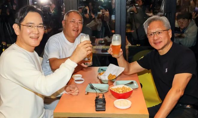 _当黄仁勋在上海菜场买橘子时，他在盘算什么_当黄仁勋在上海菜场买橘子时，他在盘算什么