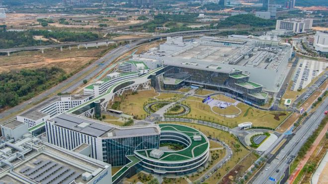 2020广州经济与统计公报_广州经济报告_