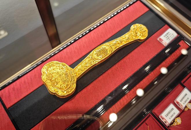 黄金投资热度不减，多家银行金条缺货，有银行上调起点金额，专家：不要“赌博式投资”