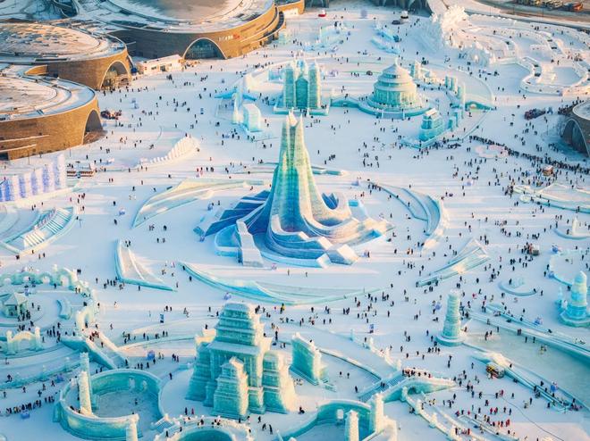 元旦出游热度高涨：冰雪游、避寒游升温，东北、海南“抢”旅客