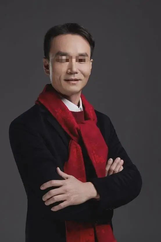 _潮汕超级富豪_绿源电动车普通冲电器怎么冲电