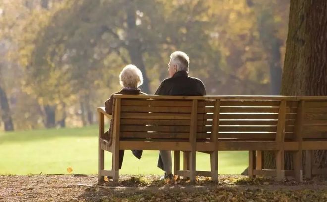 _广东被江苏超越_广东被江苏反超