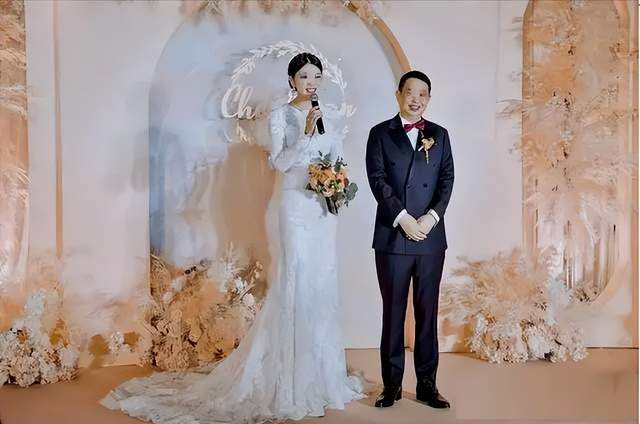 _离婚分走4亿财产，最爽的投行女出现了_离婚分走4亿财产，最爽的投行女出现了