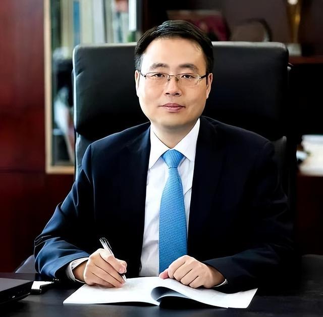 浙商银行干部调整_浙江商业银行高管_