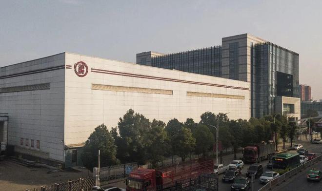 买酒的女人_爆喽中年妇人图片_